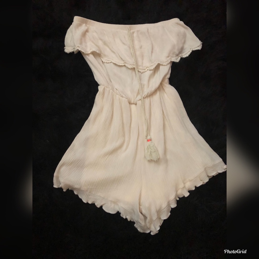 Strapless romper